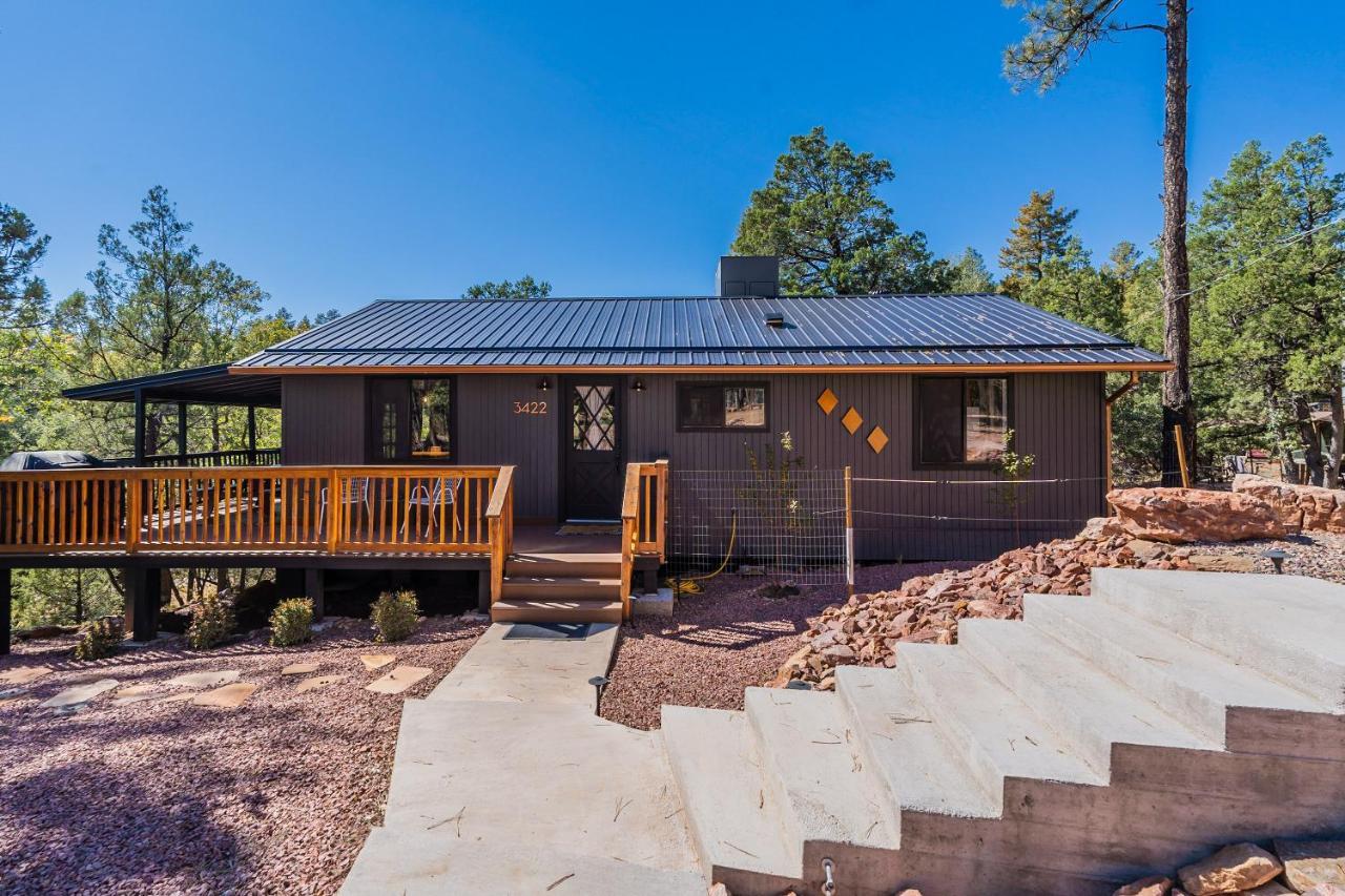 The Pine House - Cozy Mid-Century Modern, Pet-Friendly Villa Buitenkant foto