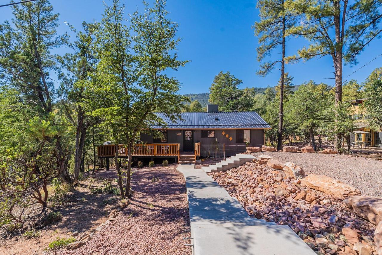 The Pine House - Cozy Mid-Century Modern, Pet-Friendly Villa Buitenkant foto